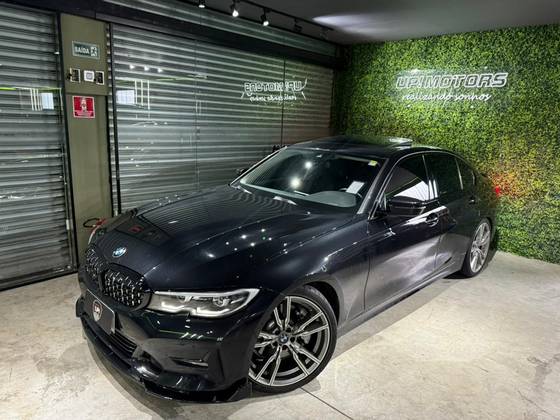 BMW 330i 2.0 16V TURBO GASOLINA M SPORT AUTOMÁTICO